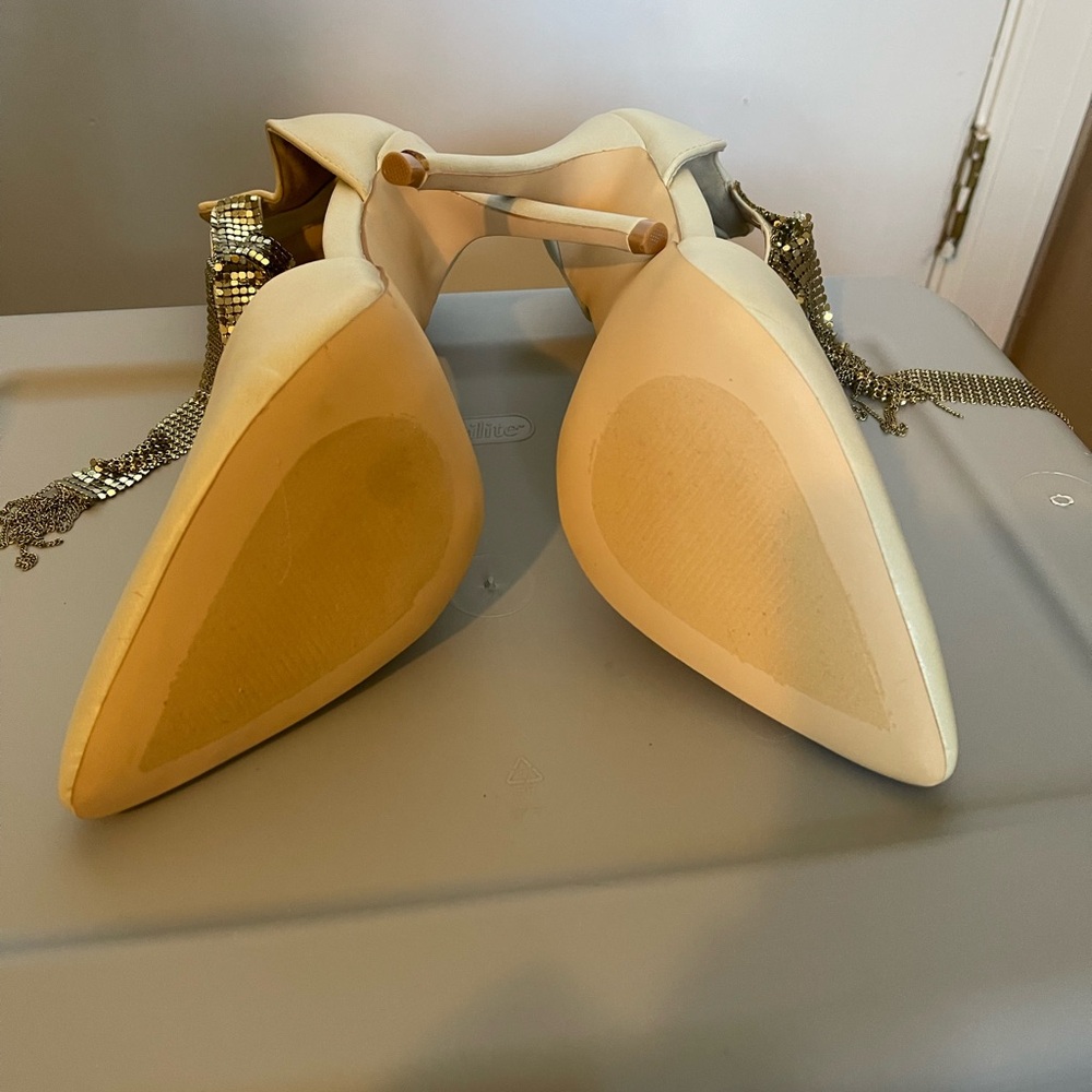 Shoe Dazzle Cream Heels with Rhinestone Accents - Picture 4 of 4